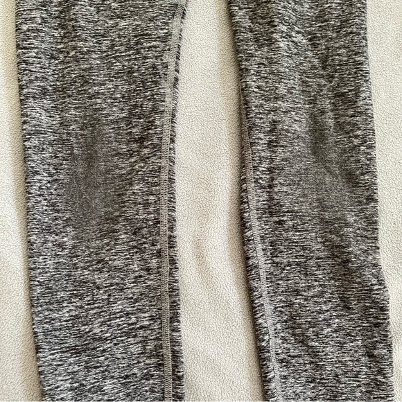 ❤️ Beyond yoga spacedye black white gray leggings - Picture 3 of 9
